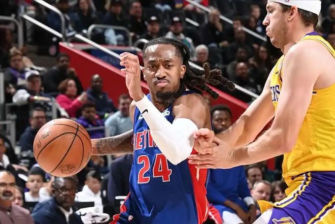 25岁落选秀詹金斯准绝杀湖人 终结湖人九连胜