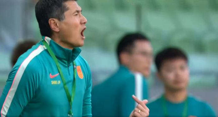 国足0比2负喀麦隆 邵佳一战术调整显成效