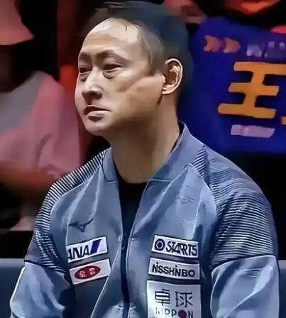 张本宇怒斥国内网民恶意攻击 称儿子远超99%国人